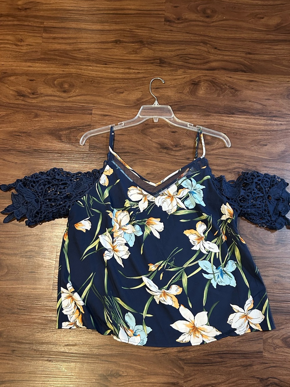 Emery rose Navy Floral Cold-Shoulder Lace Sleeve Tank Top 2xl